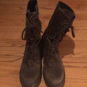 Donald Pliner brown boots